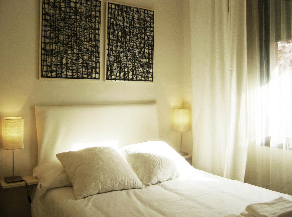 Apartment Guell Barcelona Room photo